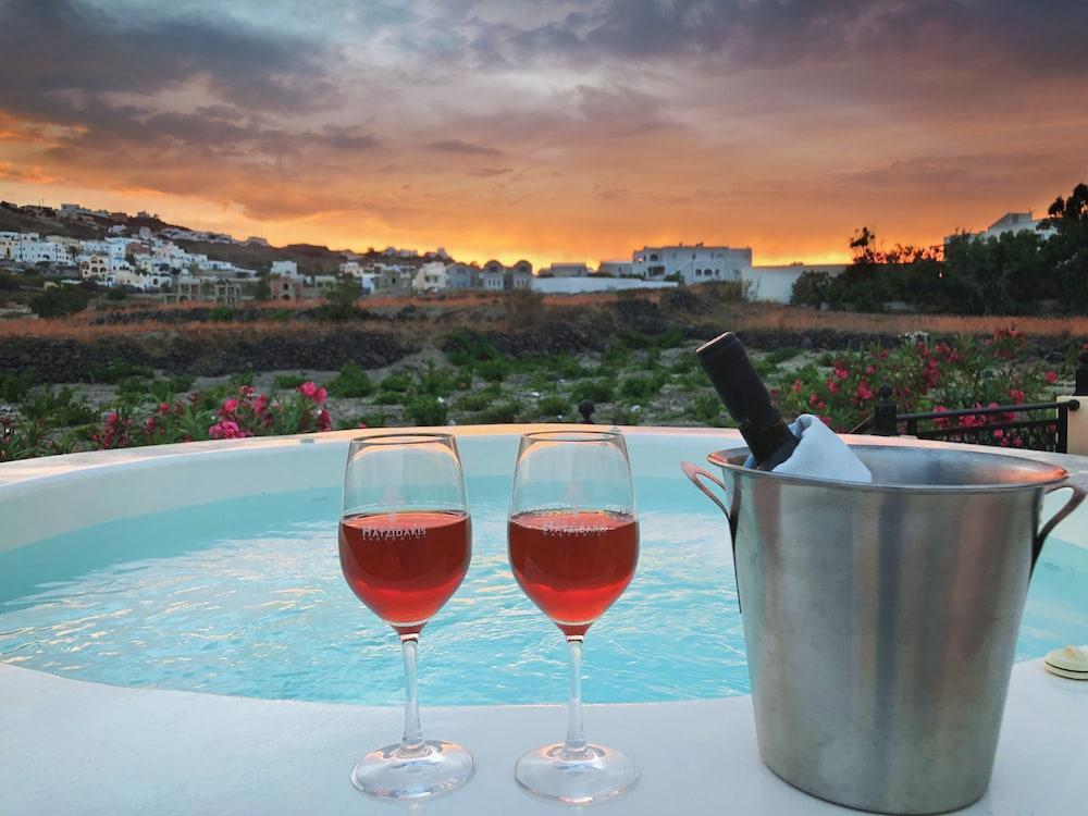 Vineyard Exclusive Suites Akrotiri  Exterior photo