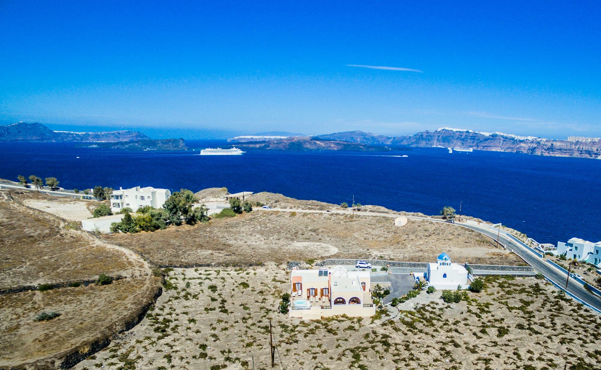 Vineyard Exclusive Suites Akrotiri  Exterior photo