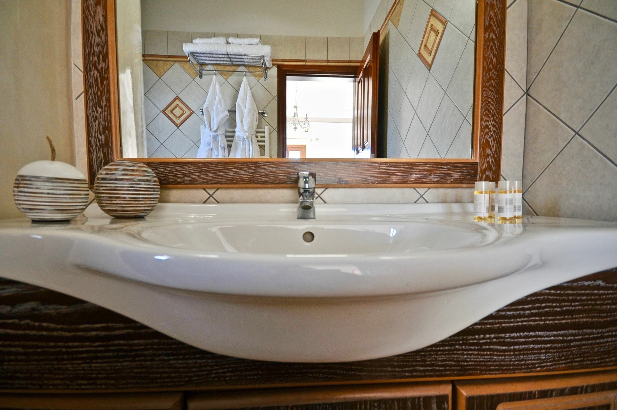 Vineyard Exclusive Suites Akrotiri  Exterior photo